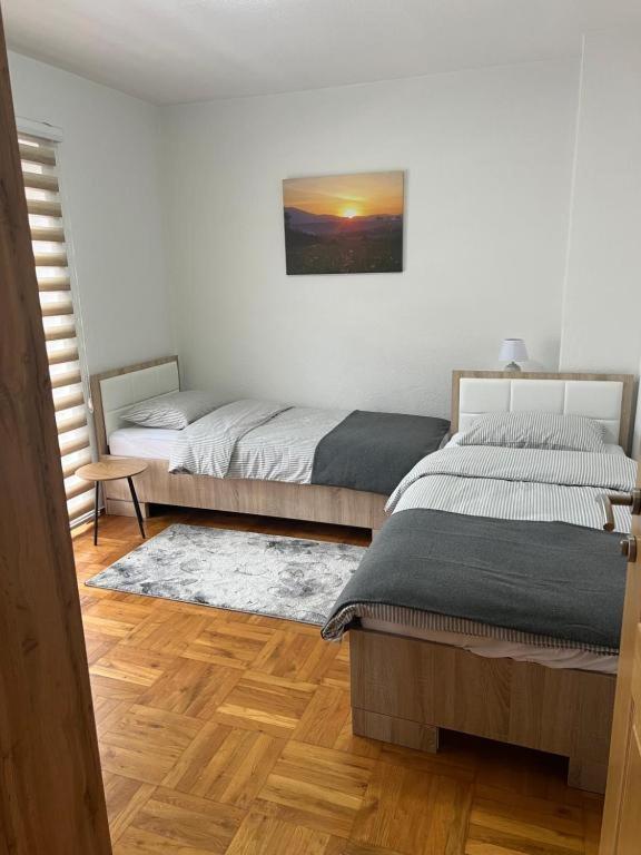 Teal Apartments Bihac Luaran gambar