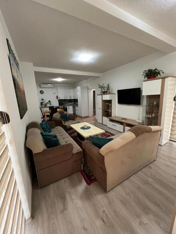 Teal Apartments Bihac Luaran gambar